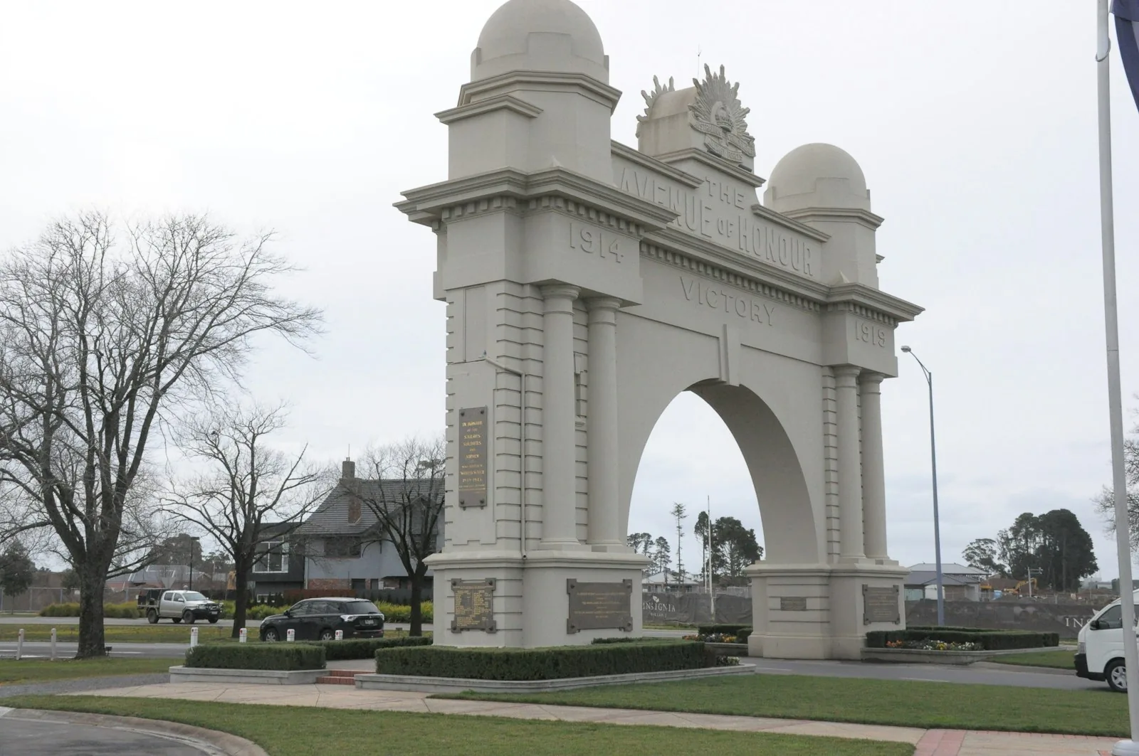 Arch of Victory near Alfredton, Ballarat